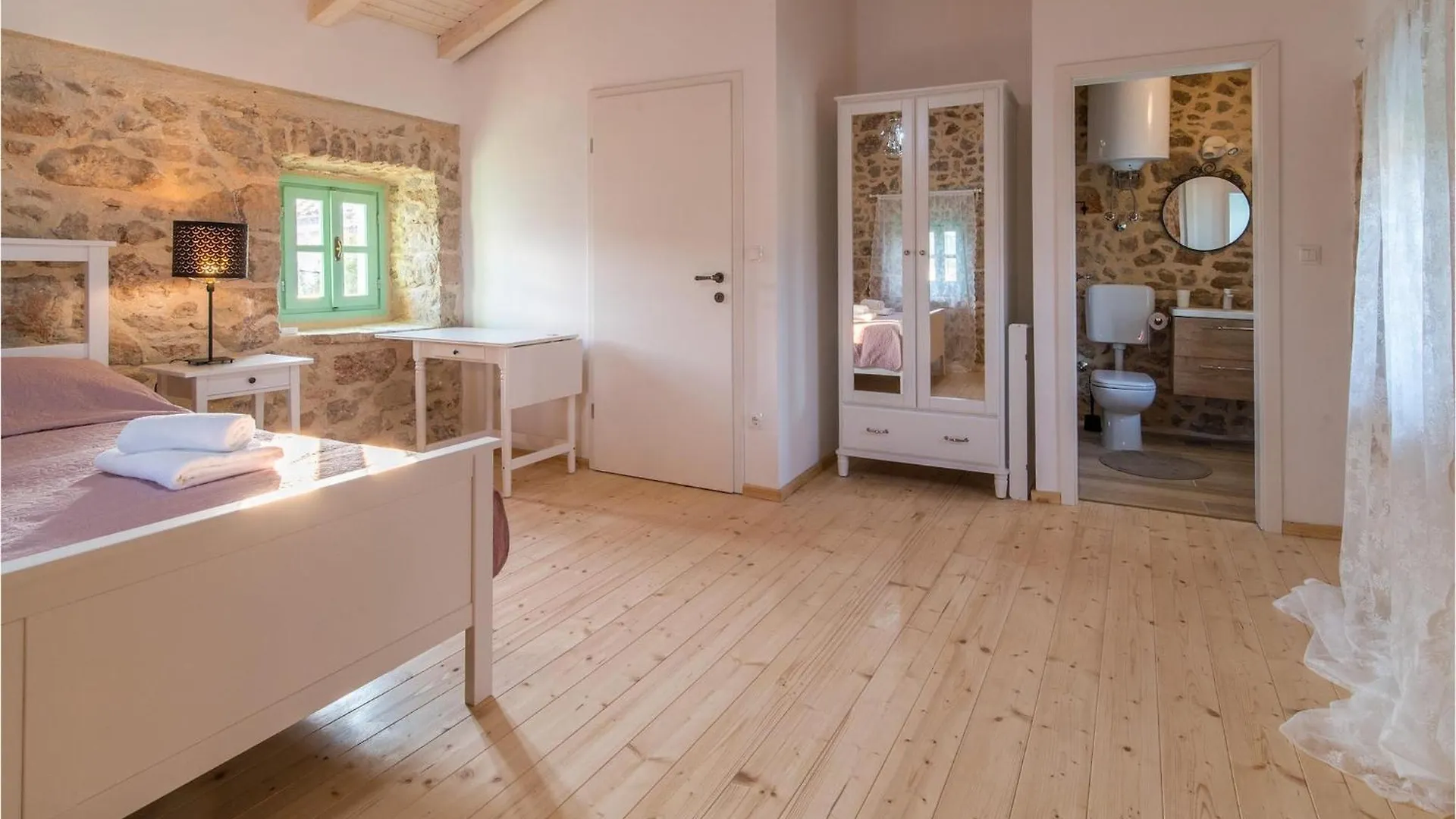 Villa Caligula Risika